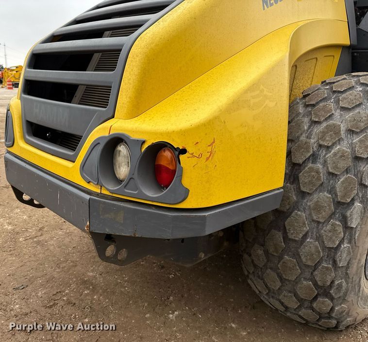 image for item ED5491 2020 Wacker Neuson RC110 single drum vibratory roller