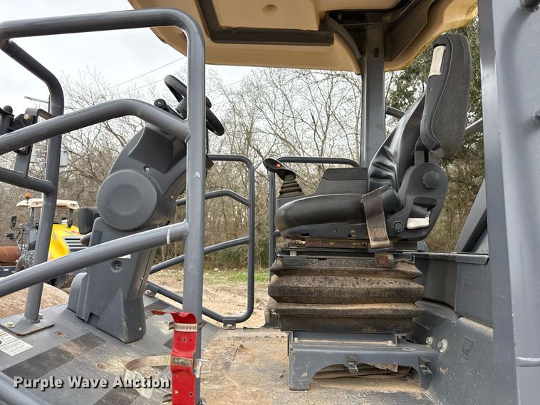 image for item ED5491 2020 Wacker Neuson RC110 single drum vibratory roller