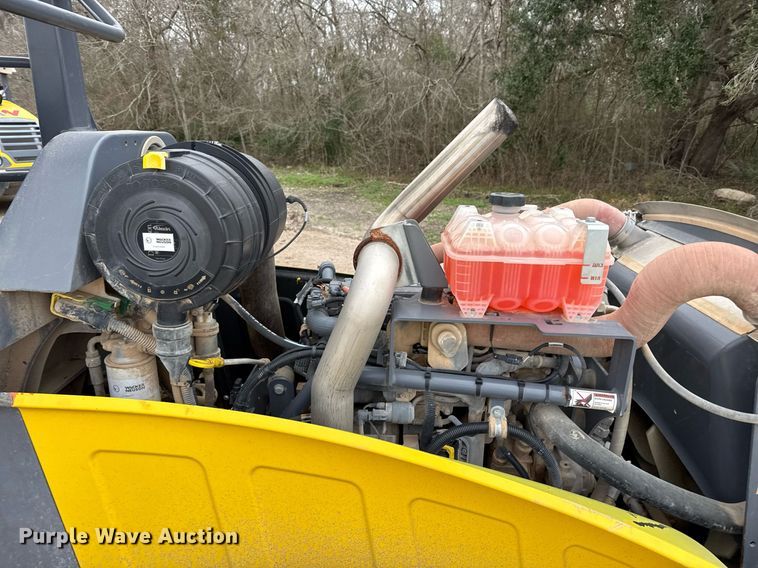 image for item ED5491 2020 Wacker Neuson RC110 single drum vibratory roller