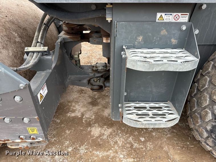 image for item ED5492 2019 Wacker Neuson RC50 single drum vibratory roller