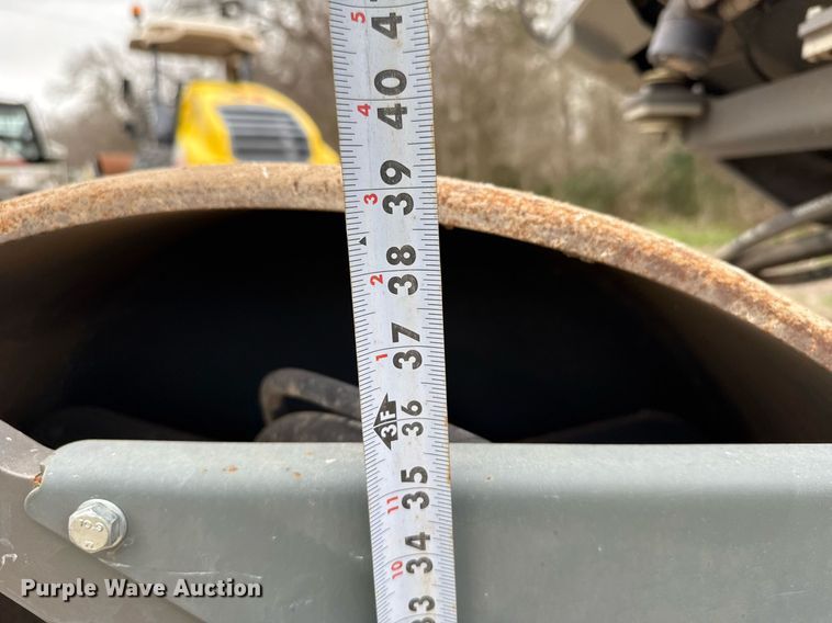 image for item ED5492 2019 Wacker Neuson RC50 single drum vibratory roller