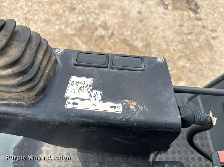 image for item ED5492 2019 Wacker Neuson RC50 single drum vibratory roller