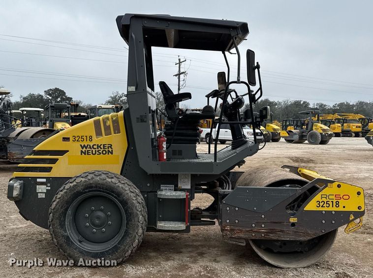 image for item ED5493 2019 Wacker Neuson RC50 single drum vibratory roller