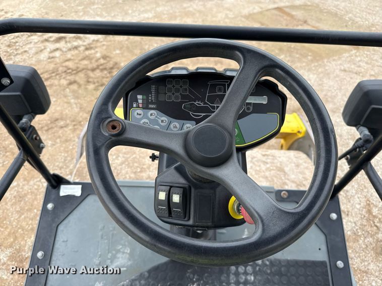 image for item ED5493 2019 Wacker Neuson RC50 single drum vibratory roller