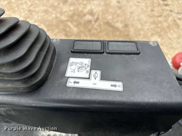 image for item ED5493 2019 Wacker Neuson RC50 single drum vibratory roller