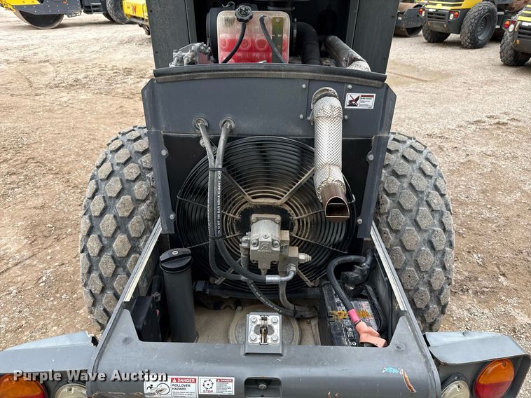 image for item ED5493 2019 Wacker Neuson RC50 single drum vibratory roller