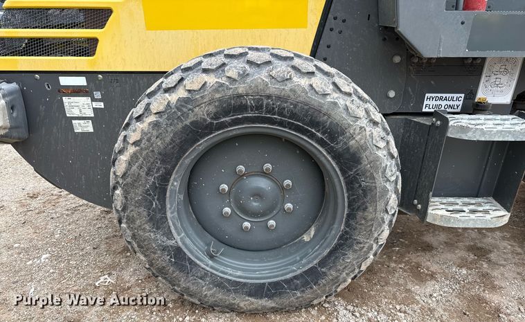 image for item ED5493 2019 Wacker Neuson RC50 single drum vibratory roller