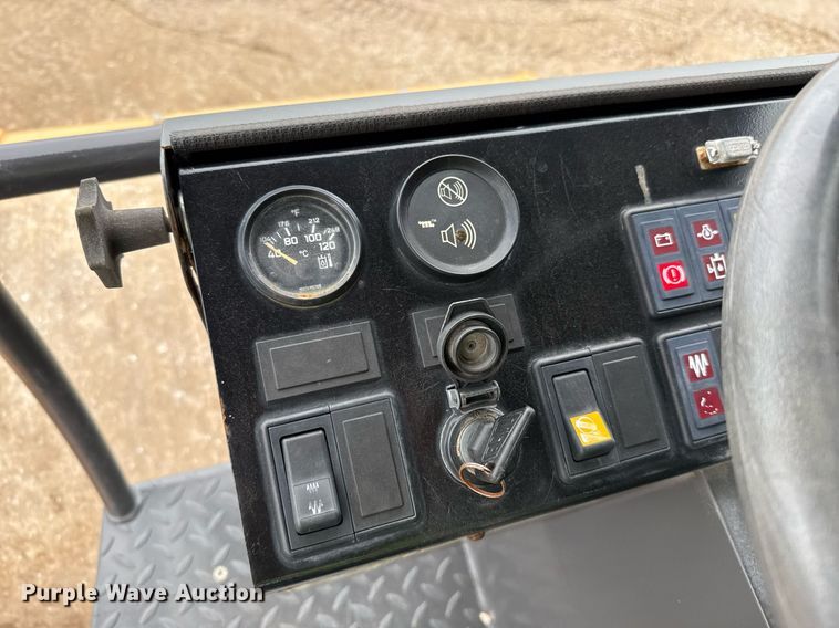 image for item ED5495 2019 Case SV212D single drum vibratory roller