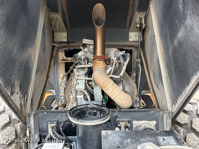 image for item ED5495 2019 Case SV212D single drum vibratory roller