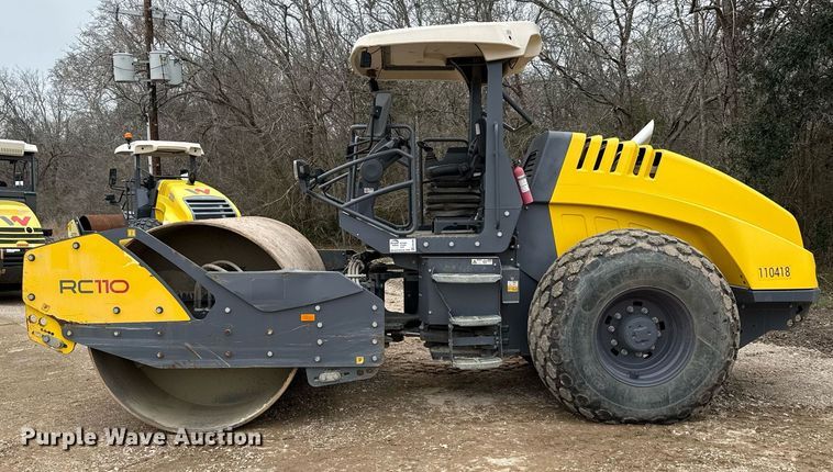 image for item ED5496 2020 Wacker Neuson RC110 single drum vibratory roller