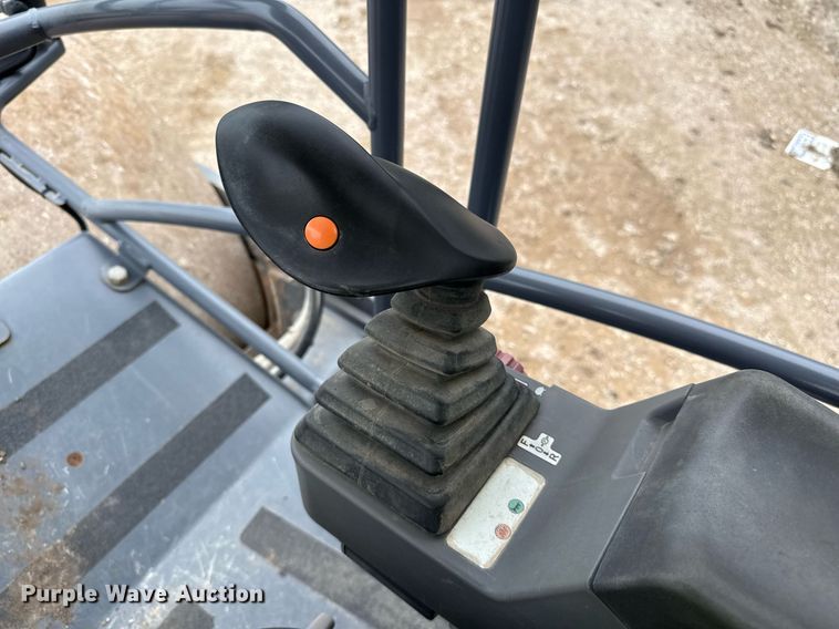 image for item ED5496 2020 Wacker Neuson RC110 single drum vibratory roller