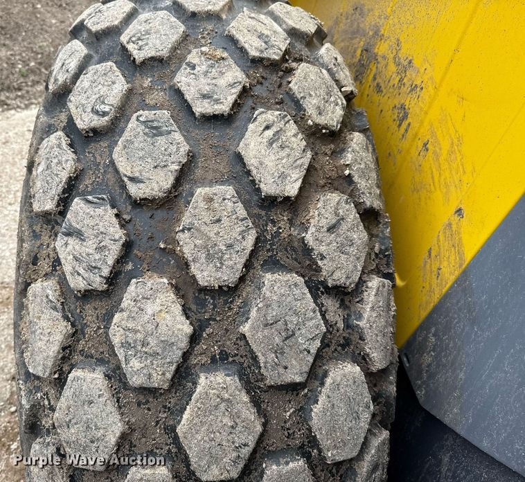 image for item ED5496 2020 Wacker Neuson RC110 single drum vibratory roller