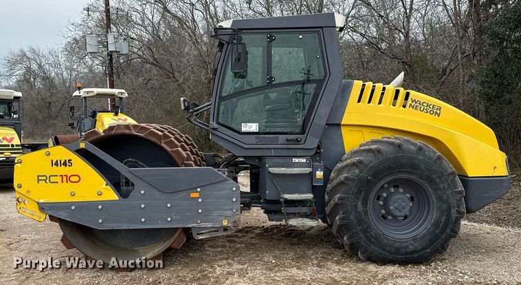 image for item ED5497 2018 Wacker Neuson RC110P single drum vibratory roller