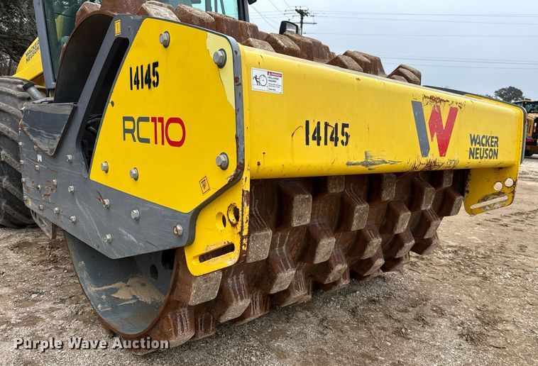image for item ED5497 2018 Wacker Neuson RC110P single drum vibratory roller