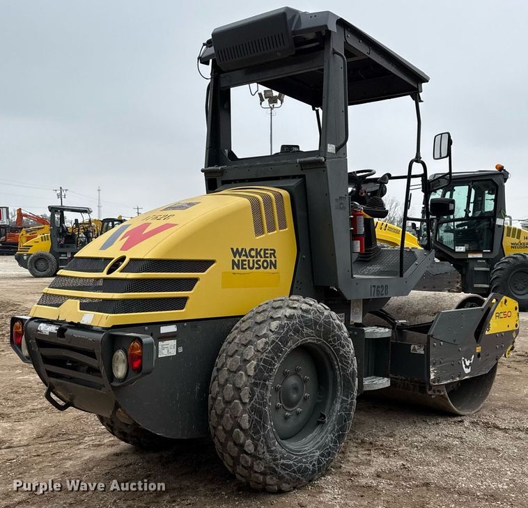 image for item ED5498 2018 Wacker Neuson RC50 single drum vibratory roller