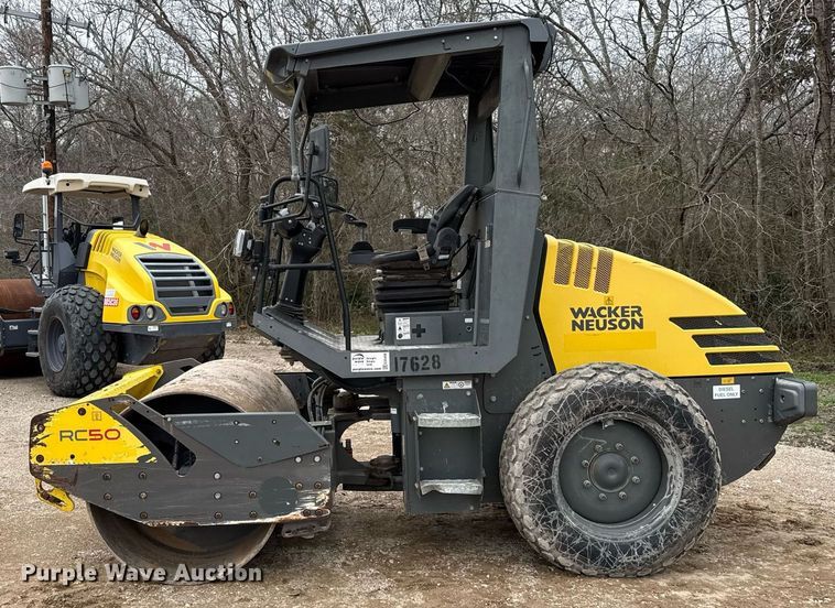 image for item ED5498 2018 Wacker Neuson RC50 single drum vibratory roller