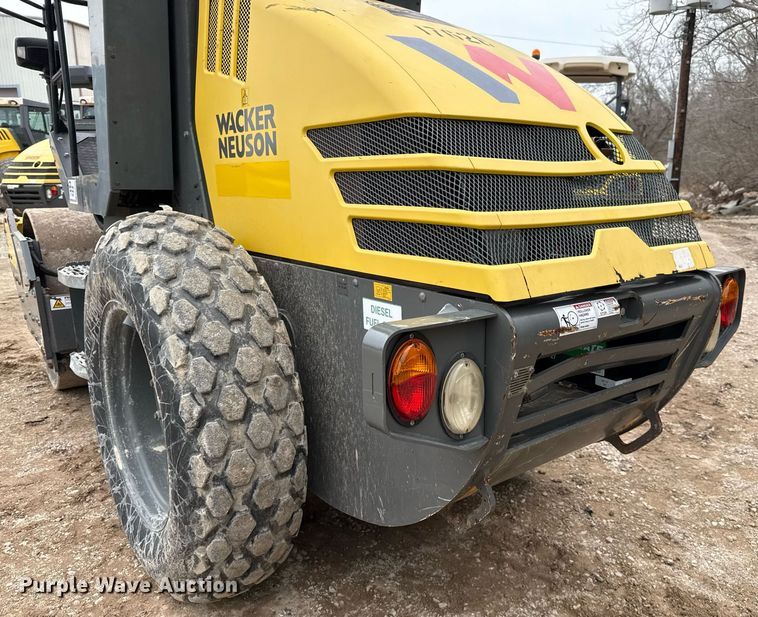 image for item ED5498 2018 Wacker Neuson RC50 single drum vibratory roller