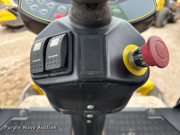 image for item ED5498 2018 Wacker Neuson RC50 single drum vibratory roller