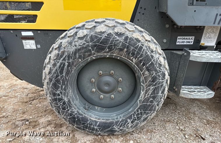 image for item ED5498 2018 Wacker Neuson RC50 single drum vibratory roller