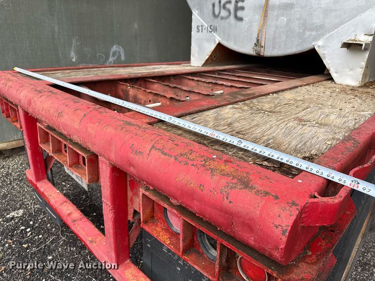 image for item ED5500 1965 Lufkin SPL Hi Tensile flatbed trailer with tank