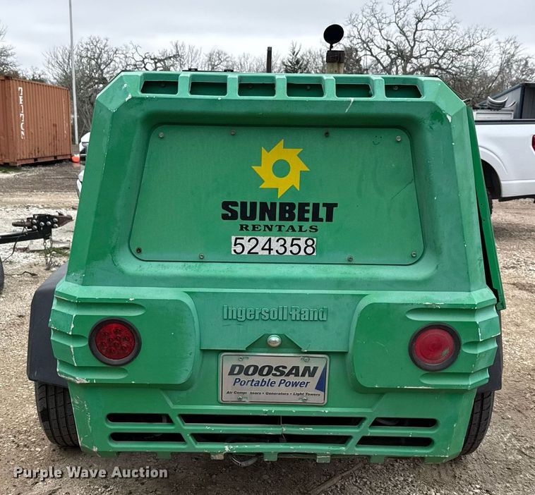 image for item ED5520 2013 Ingersoll-Rand P185WJD-T41 air compressor