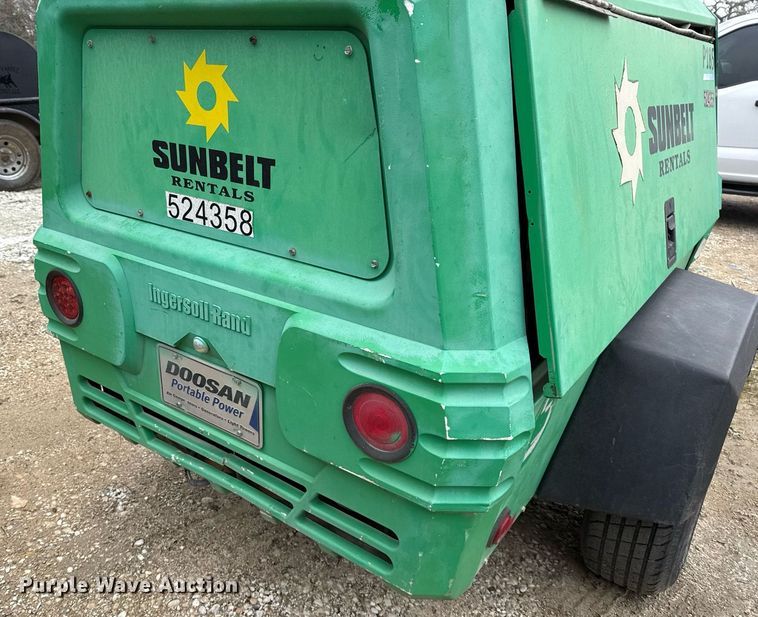 image for item ED5520 2013 Ingersoll-Rand P185WJD-T41 air compressor