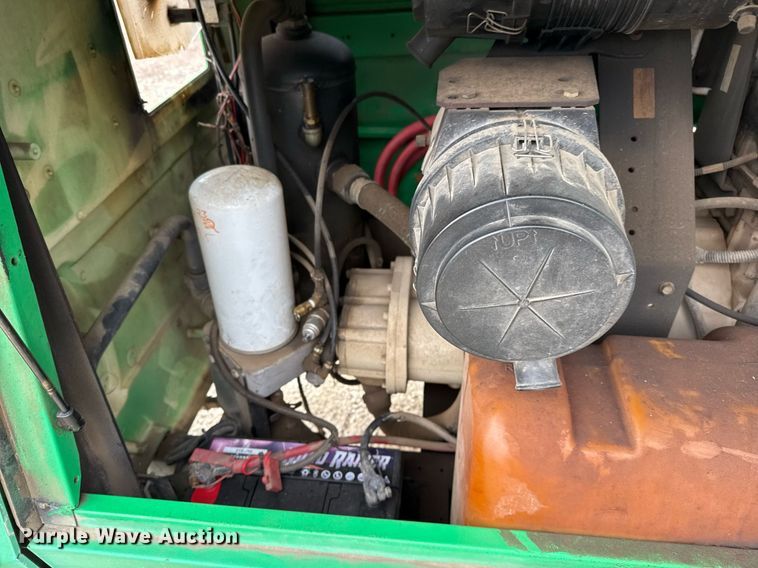 image for item ED5520 2013 Ingersoll-Rand P185WJD-T41 air compressor