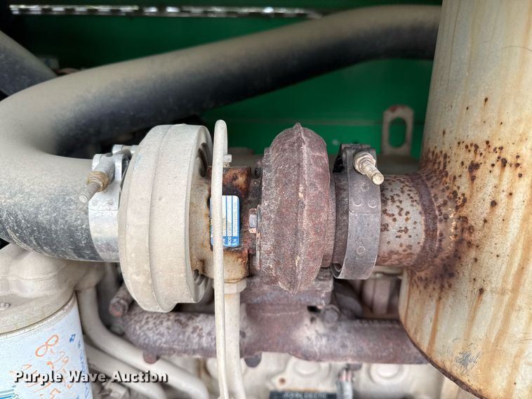 image for item ED5520 2013 Ingersoll-Rand P185WJD-T41 air compressor