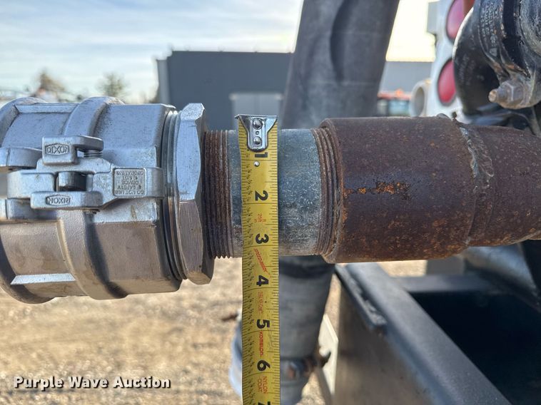 image for item EG2359 2009 International 7400 water truck