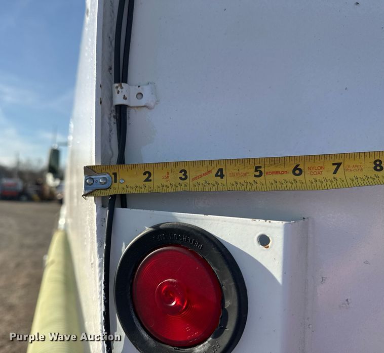 image for item EG2359 2009 International 7400 water truck