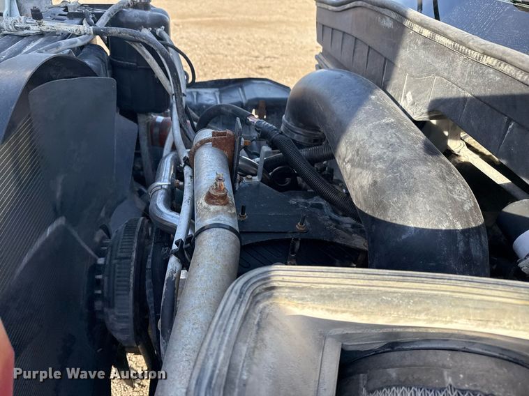 image for item EG2359 2009 International 7400 water truck