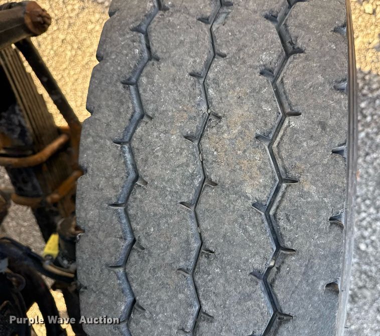 image for item EG2359 2009 International 7400 water truck