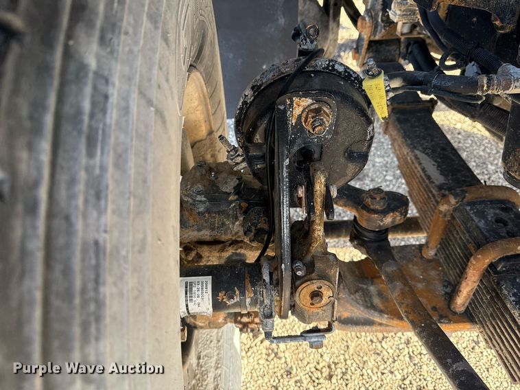 image for item EG2359 2009 International 7400 water truck