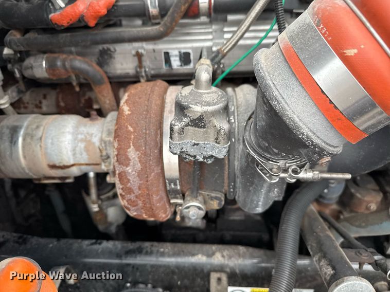 image for item EG2431 2007 Kenworth T800 vacuum truck