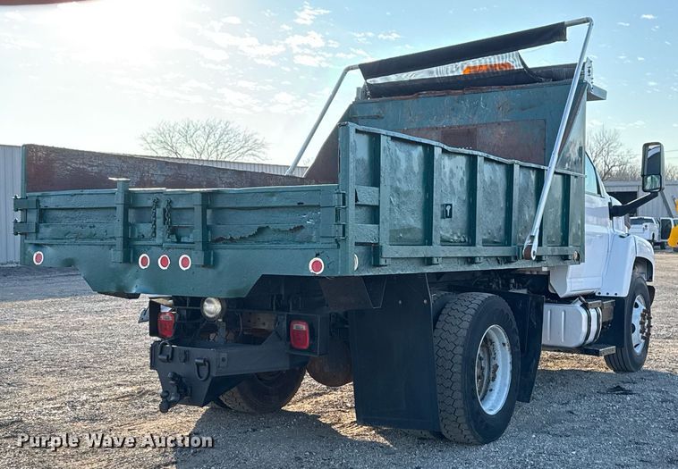 image for item EG2449 2009 GMC C7500 dump truck
