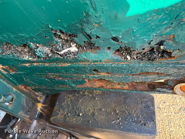 image for item EG2449 2009 GMC C7500 dump truck