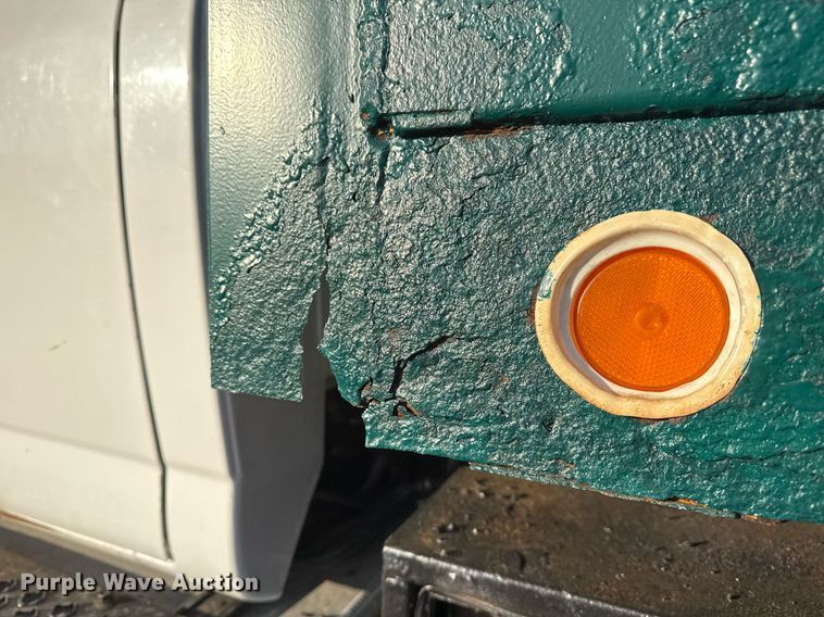 image for item EG2449 2009 GMC C7500 dump truck