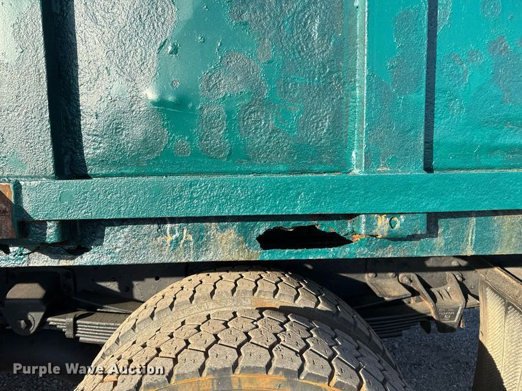 image for item EG2449 2009 GMC C7500 dump truck