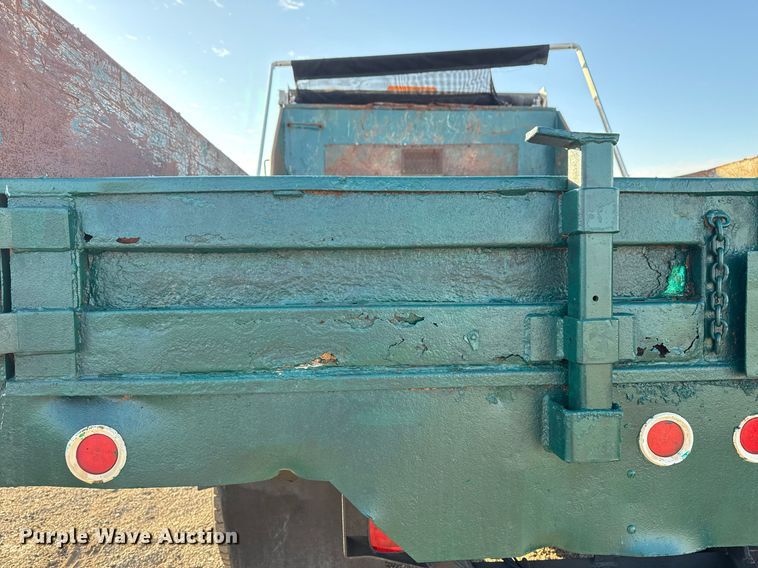 image for item EG2449 2009 GMC C7500 dump truck