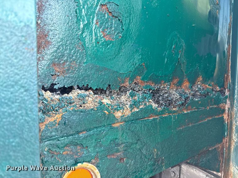 image for item EG2449 2009 GMC C7500 dump truck