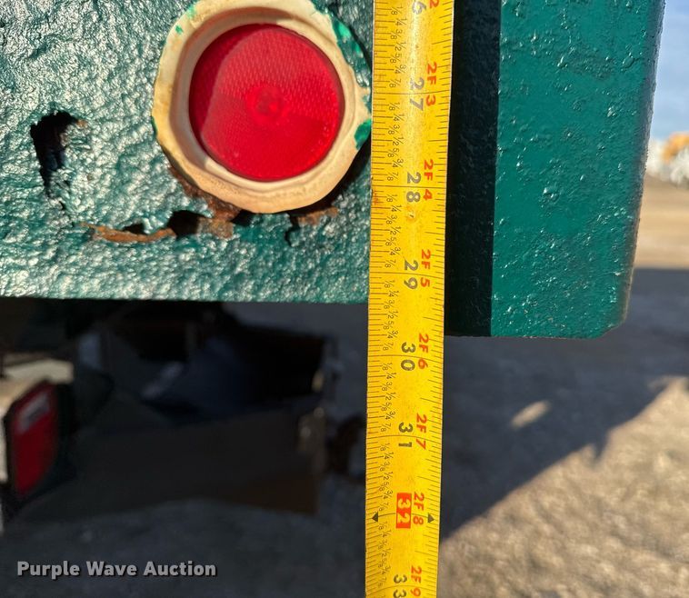 image for item EG2449 2009 GMC C7500 dump truck