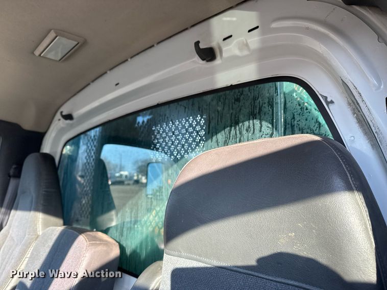 image for item EG2449 2009 GMC C7500 dump truck