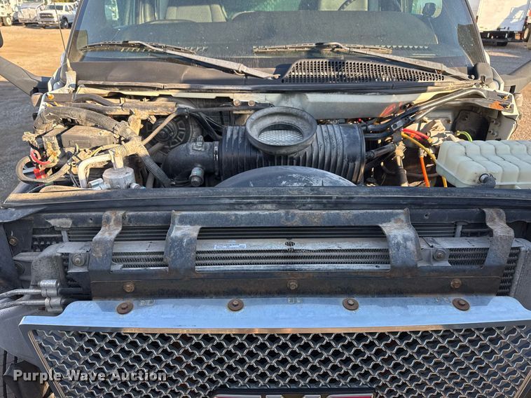 image for item EG2449 2009 GMC C7500 dump truck