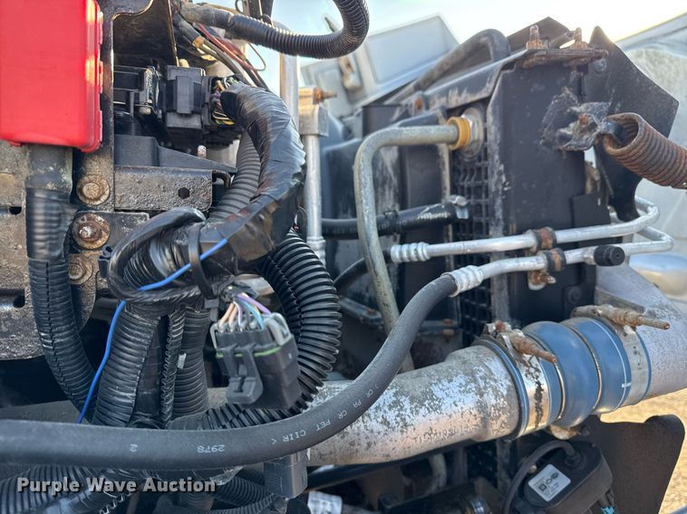 image for item EG2449 2009 GMC C7500 dump truck