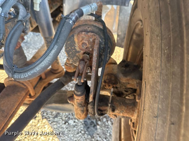 image for item EG2449 2009 GMC C7500 dump truck