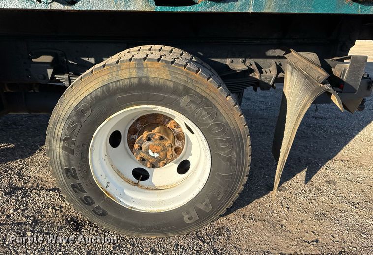 image for item EG2449 2009 GMC C7500 dump truck