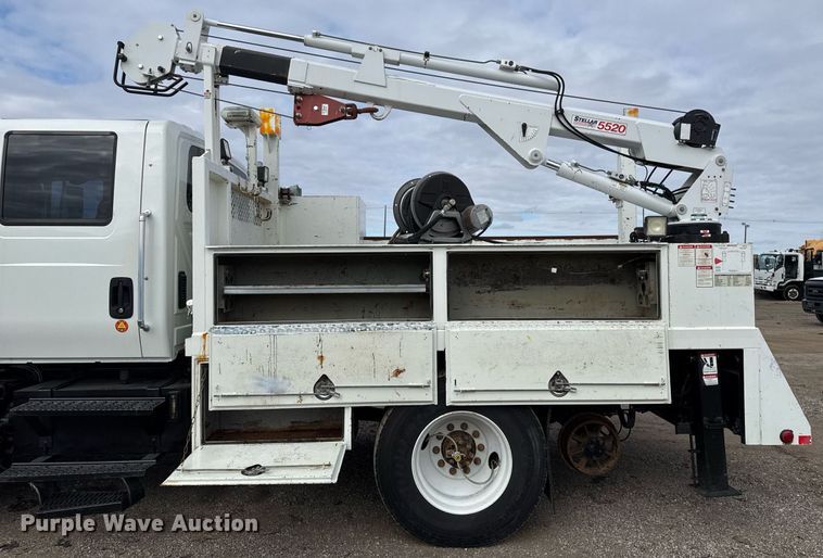 image for item EG2491 2010 International 7400 Crew Cab utility / service truck