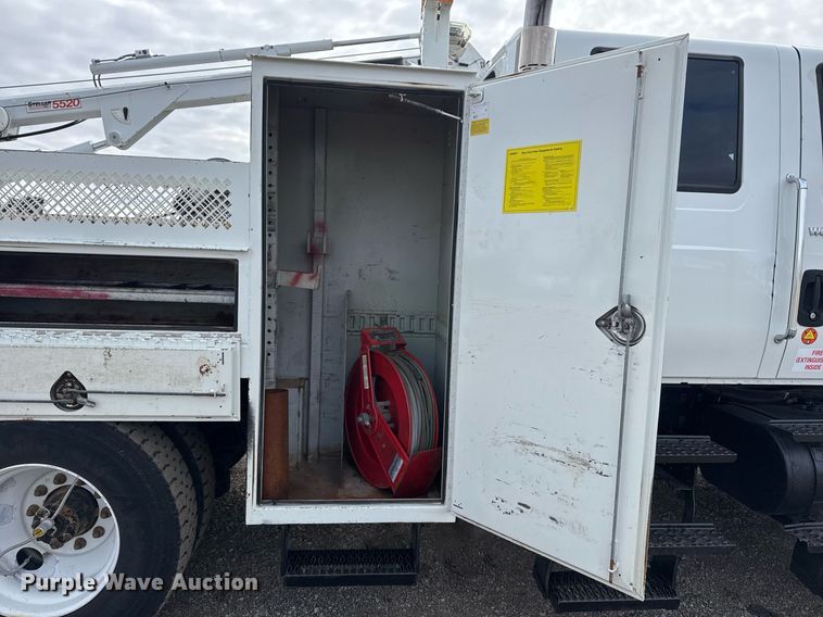 image for item EG2491 2010 International 7400 Crew Cab utility / service truck