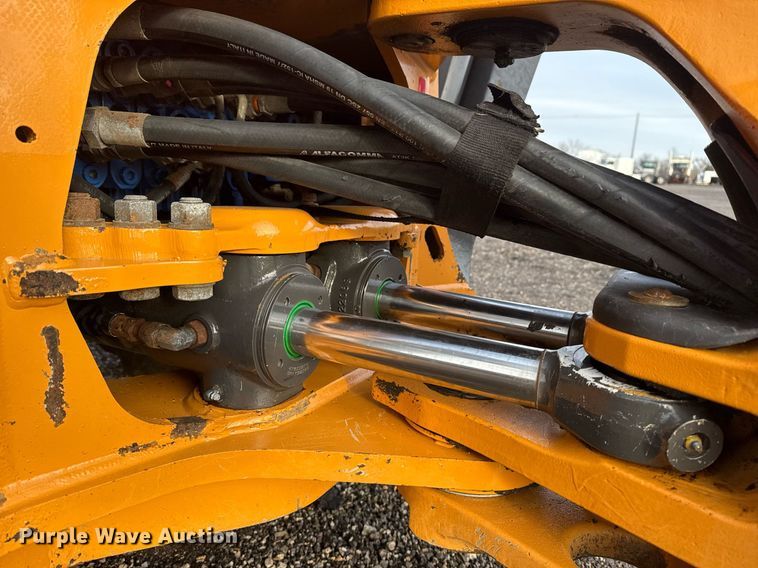 image for item EG2518 2017 Case 580 Super N backhoe