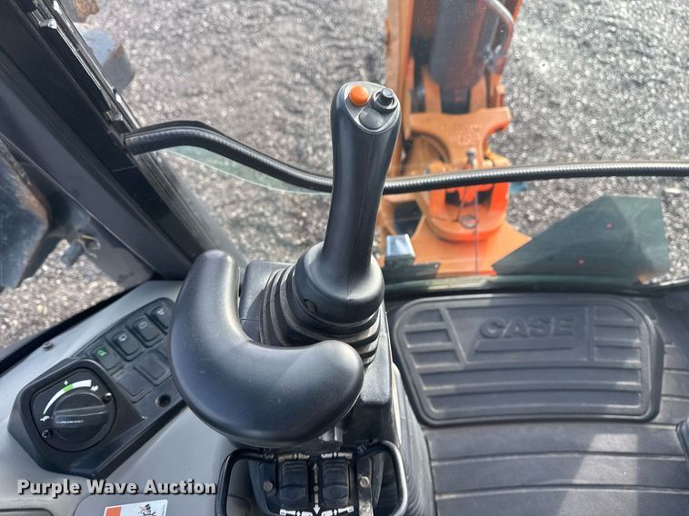 image for item EG2518 2017 Case 580 Super N backhoe